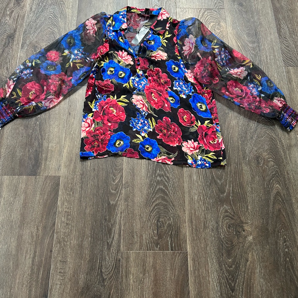 White House Black Market Long Sleeve Organza Sleeve Blouse